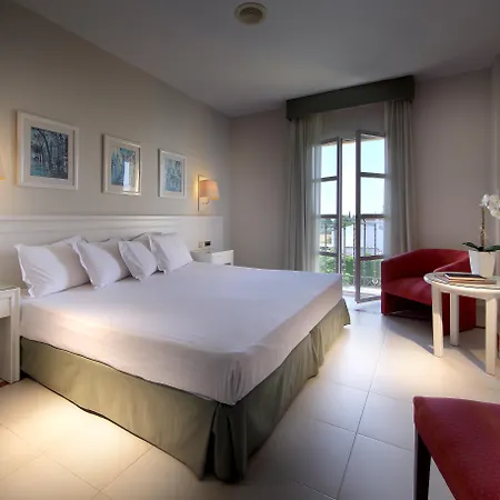 Exe Gran Solucar Hotel 4*