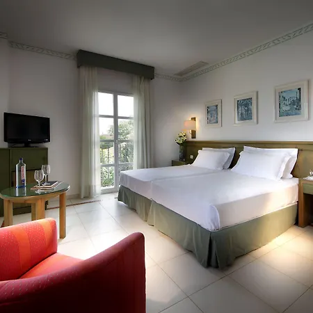 Exe Gran Solucar Hotel 4*